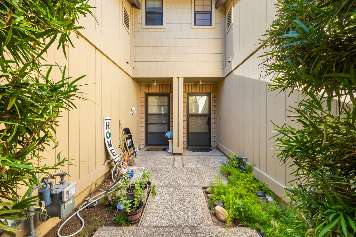 5640 Verner Oak Court 2