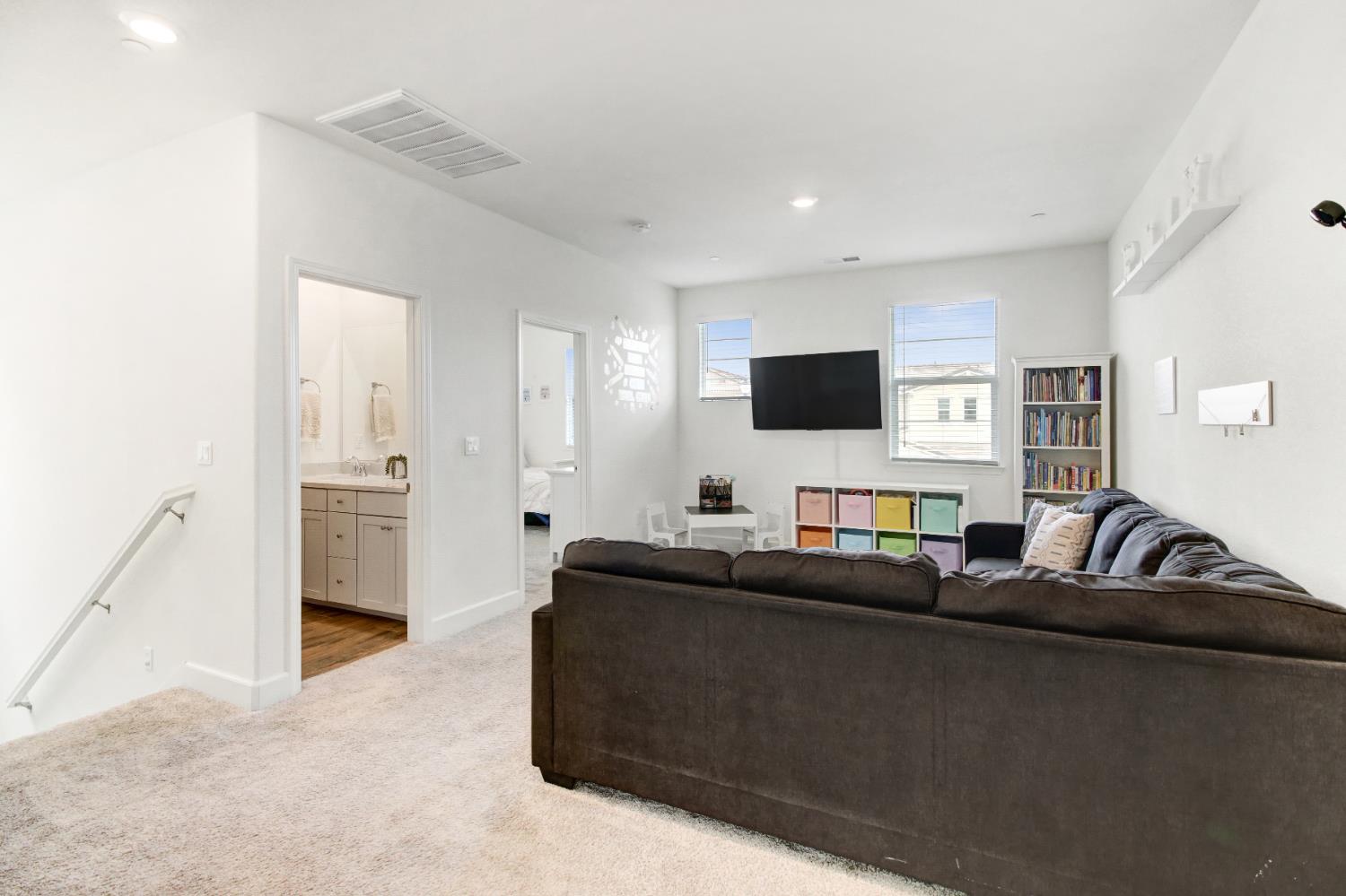 1049 Silverwire Street