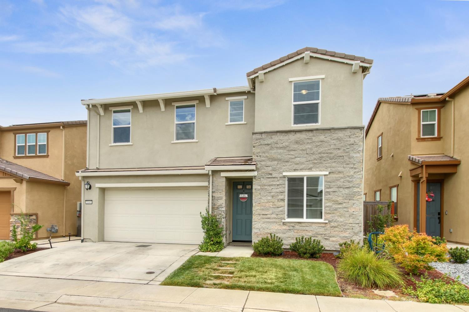 1049 Silverwire Street