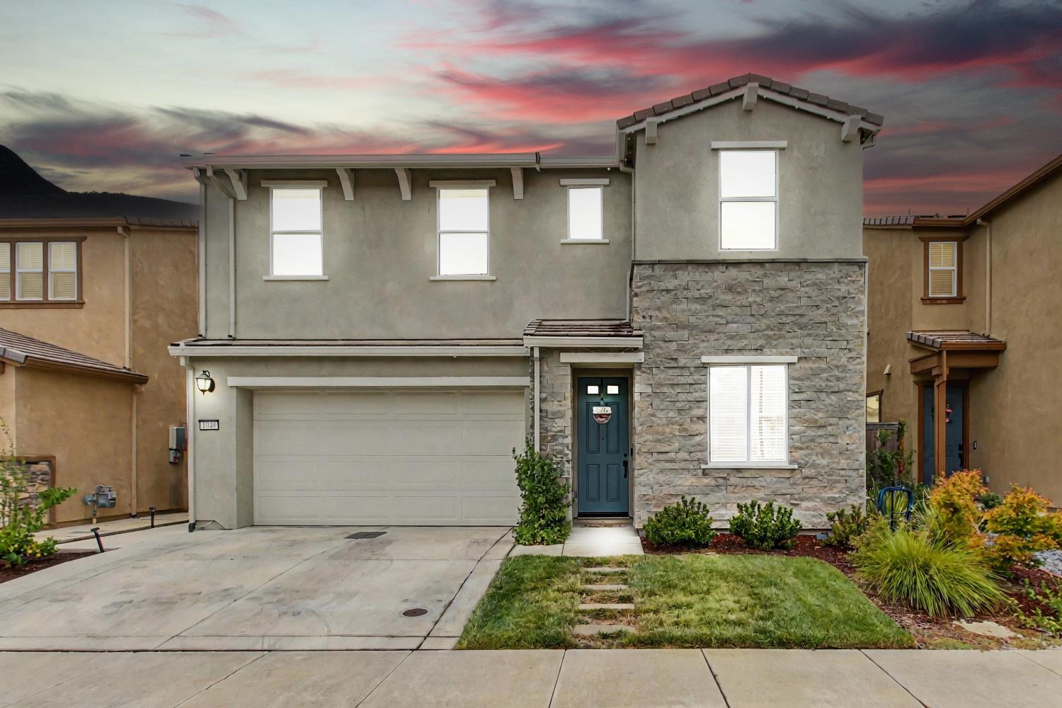 1049 Silverwire Street