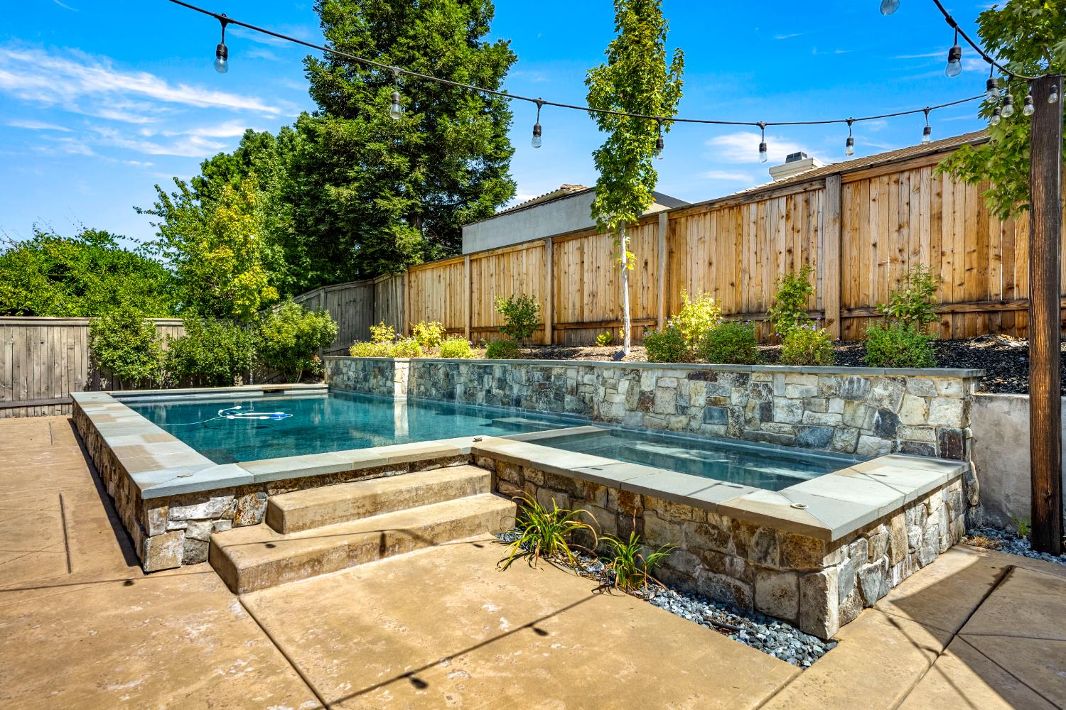 6676 Rose Bridge Drive