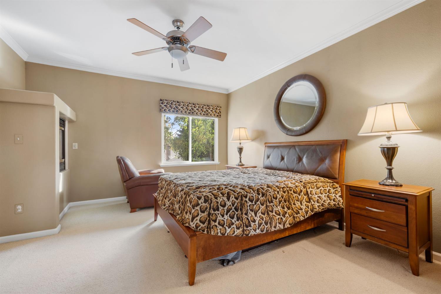 2736 Via Villaggio