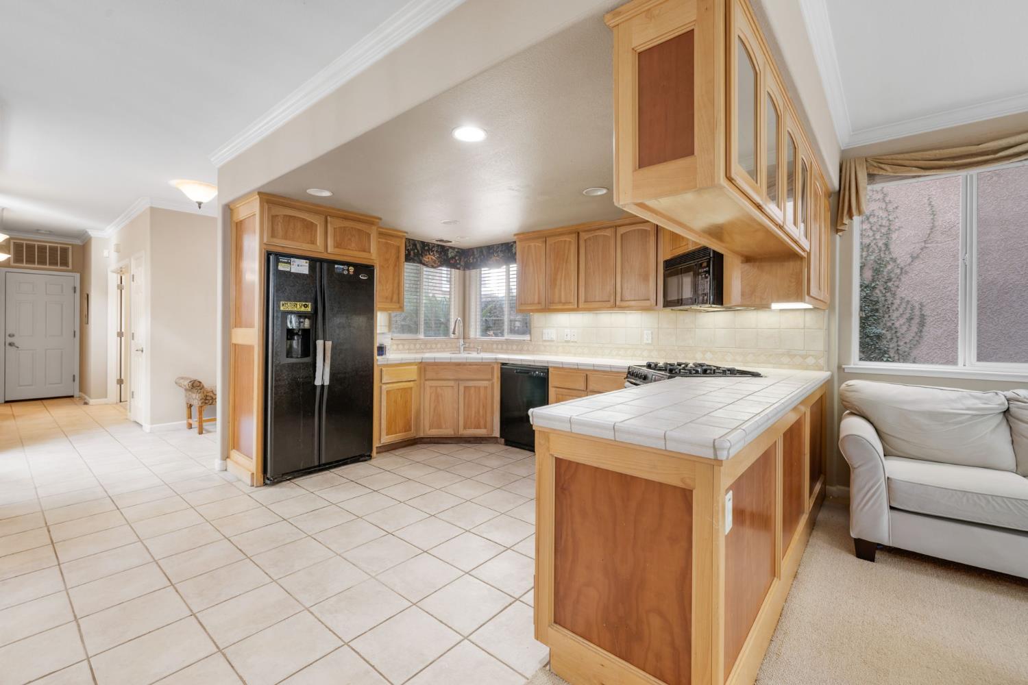 2736 Via Villaggio