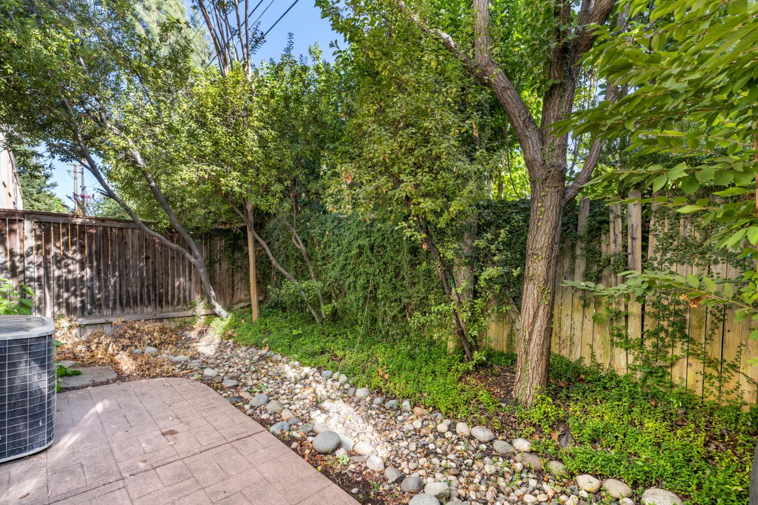 2736 Via Villaggio
