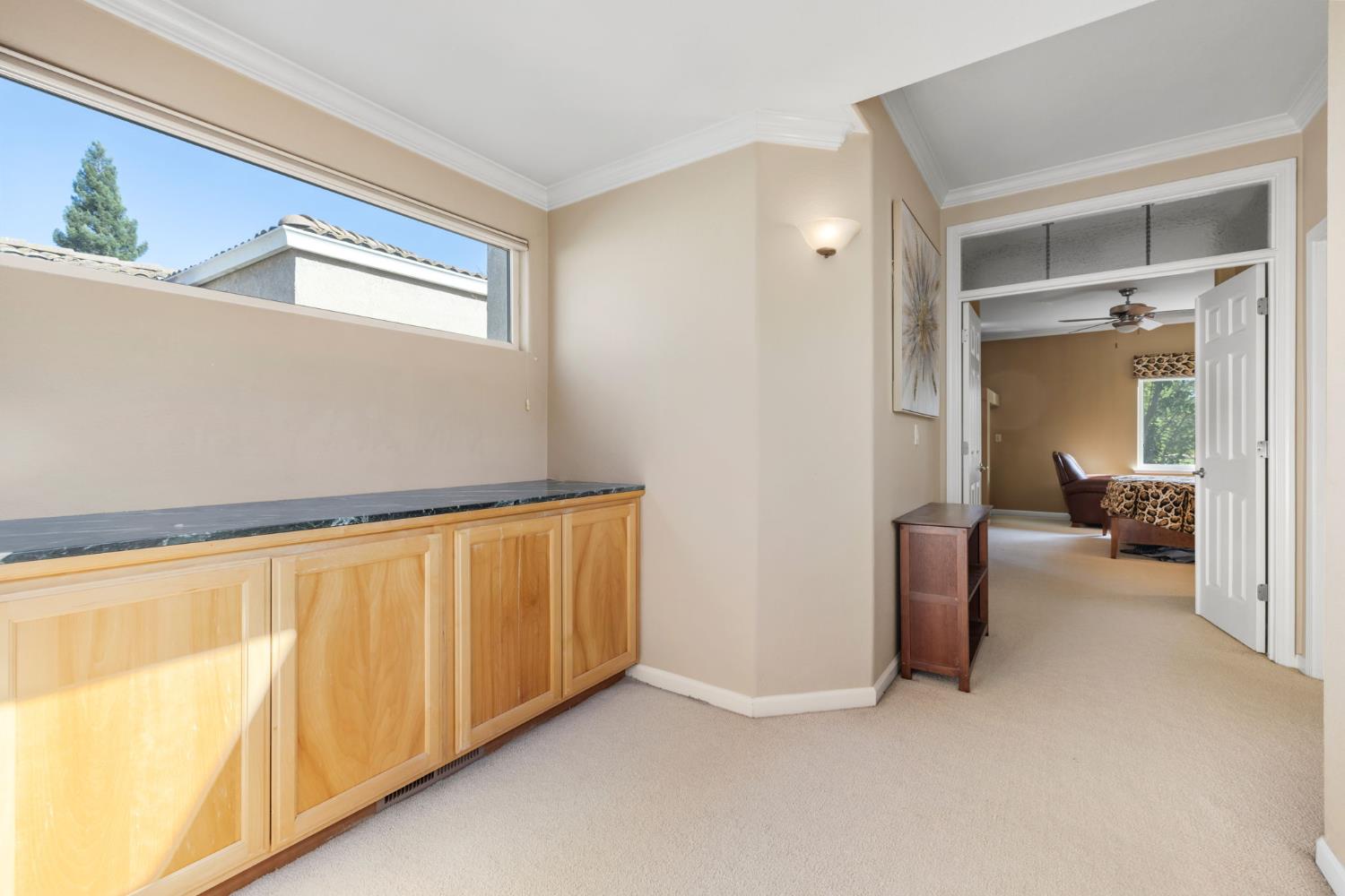 2736 Via Villaggio