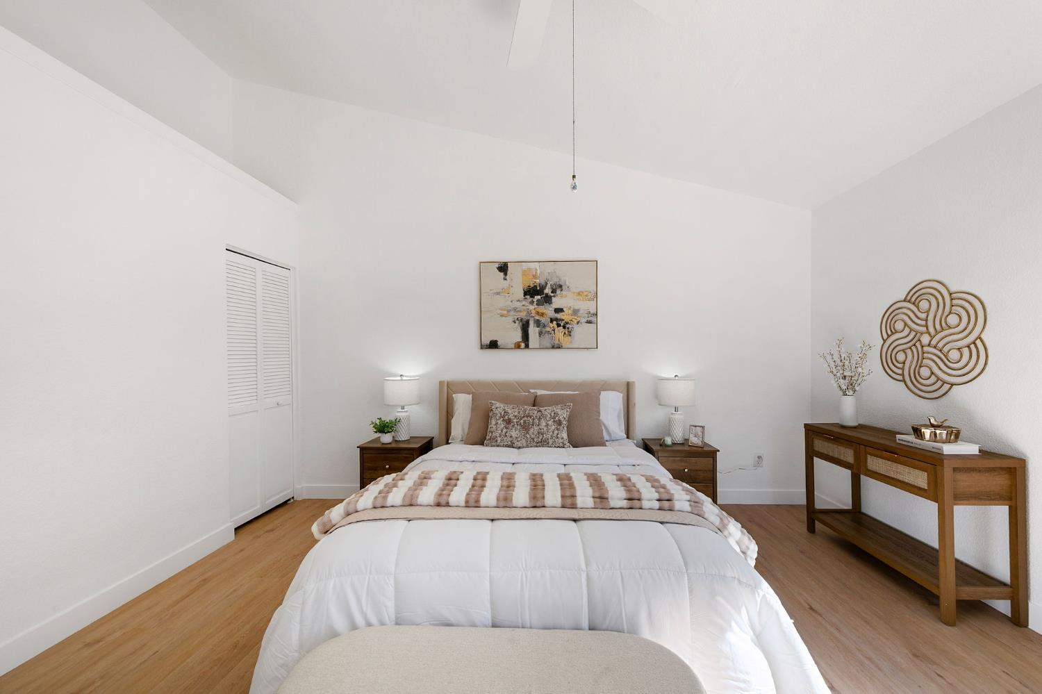 15190 Celebrar Street