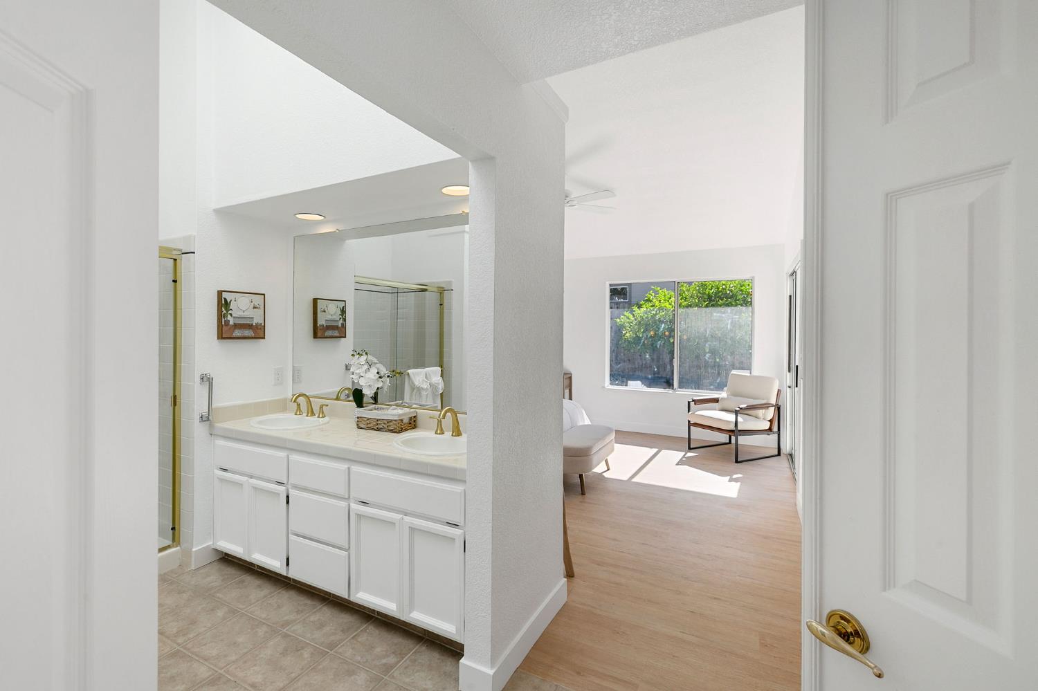 15190 Celebrar Street