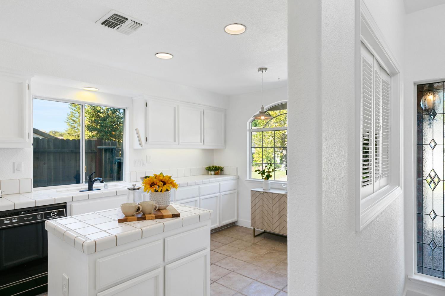 15190 Celebrar Street