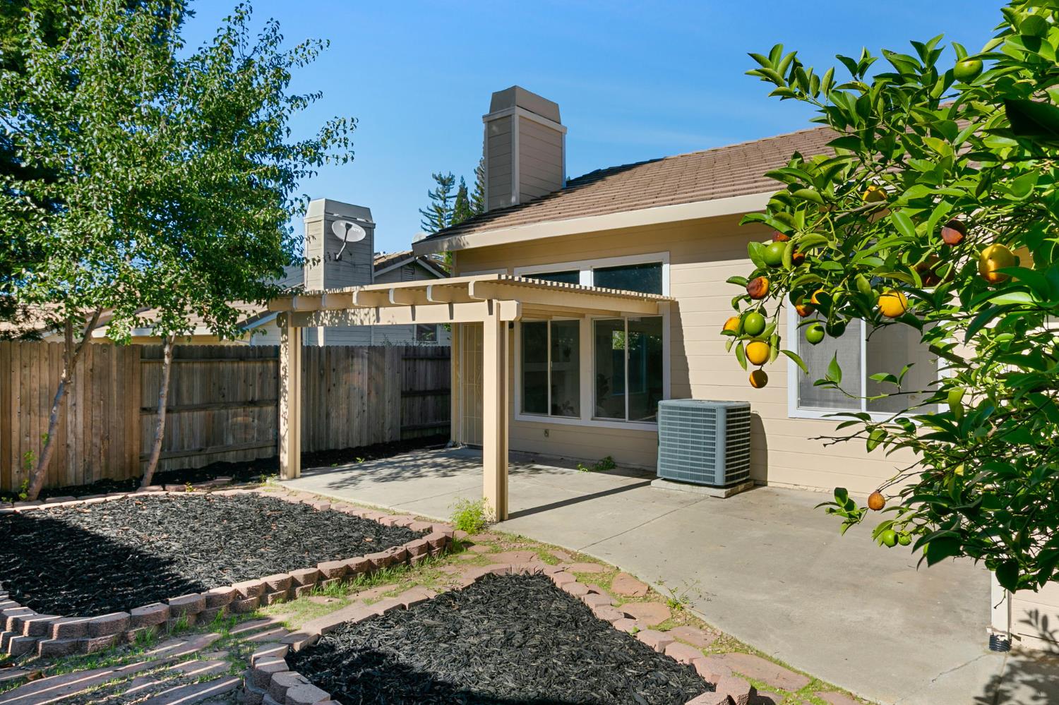 15190 Celebrar Street