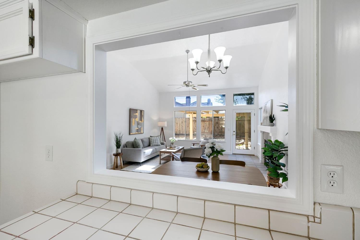 15190 Celebrar Street