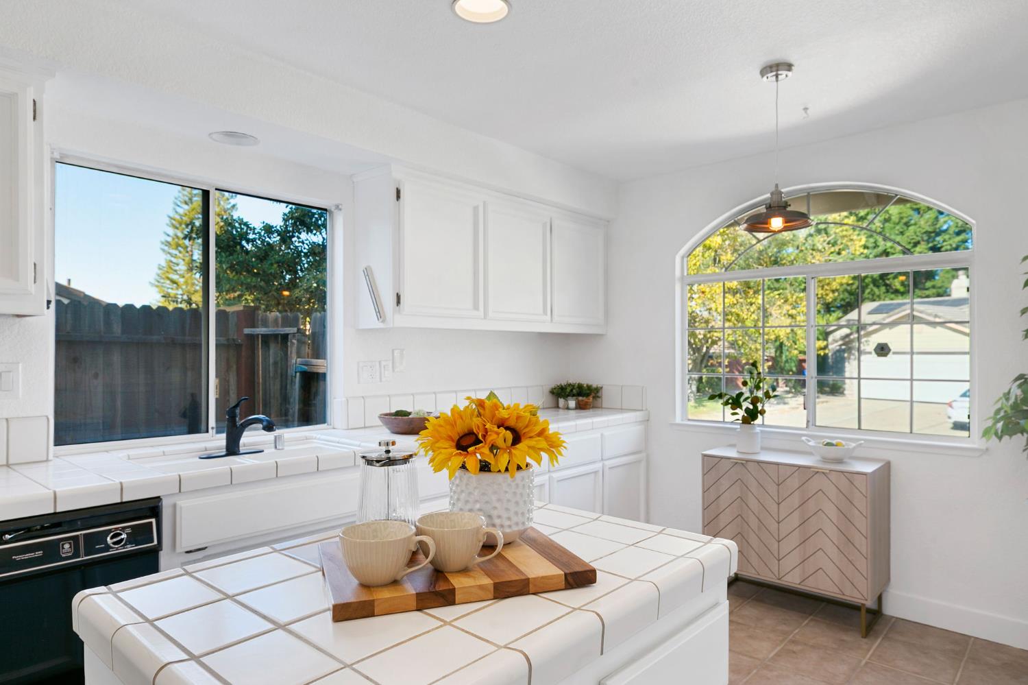 15190 Celebrar Street