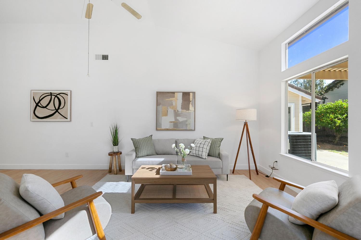 15190 Celebrar Street