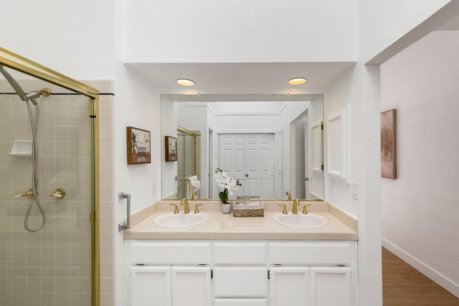 15190 Celebrar Street