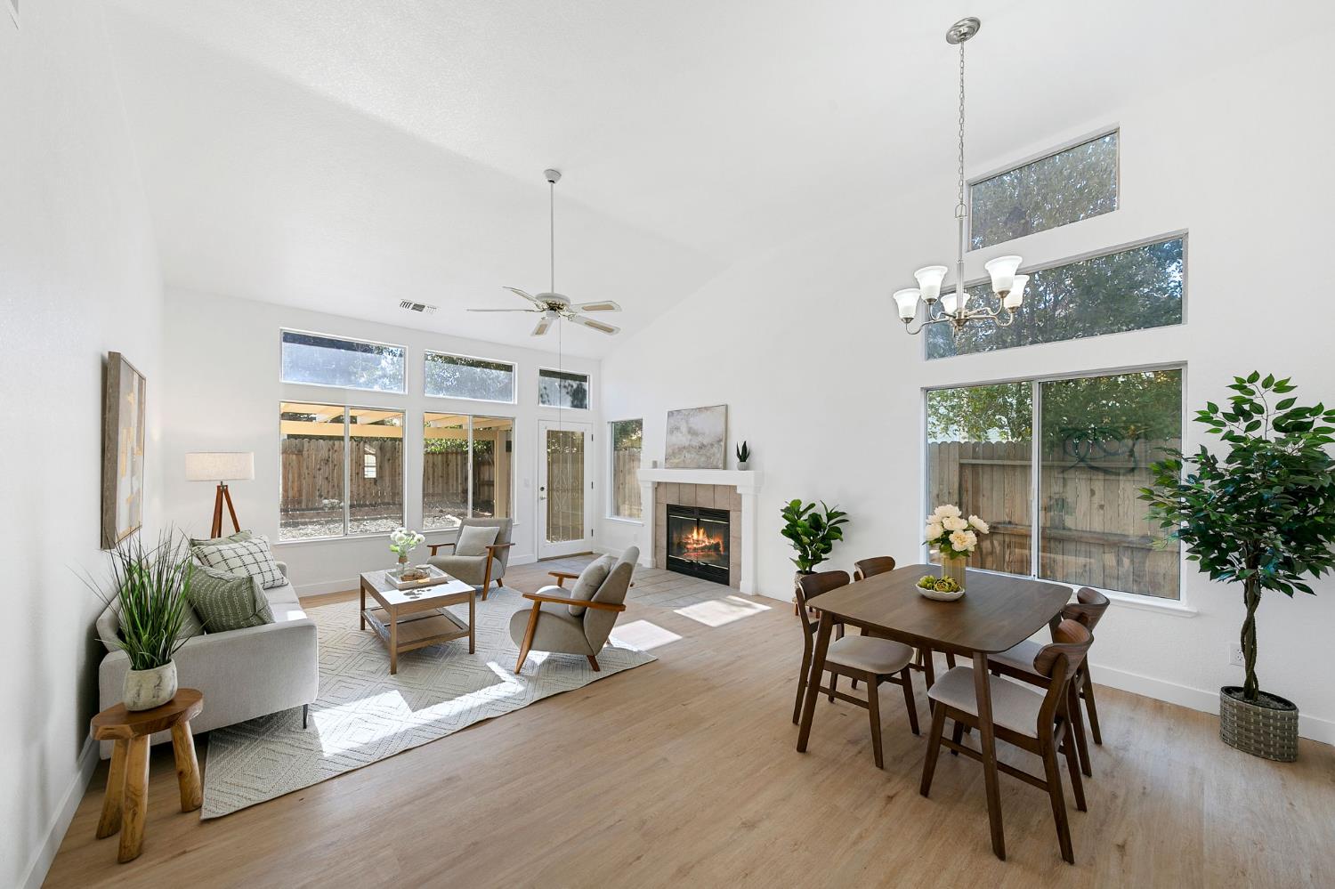 15190 Celebrar Street