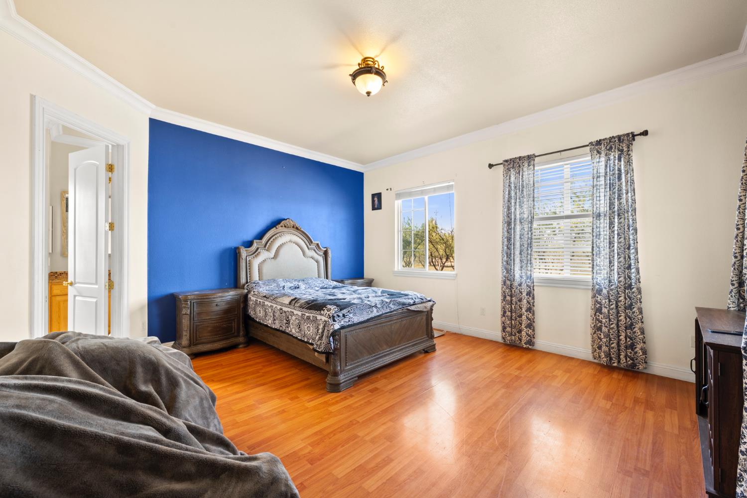 6581 Wisconsin Avenue