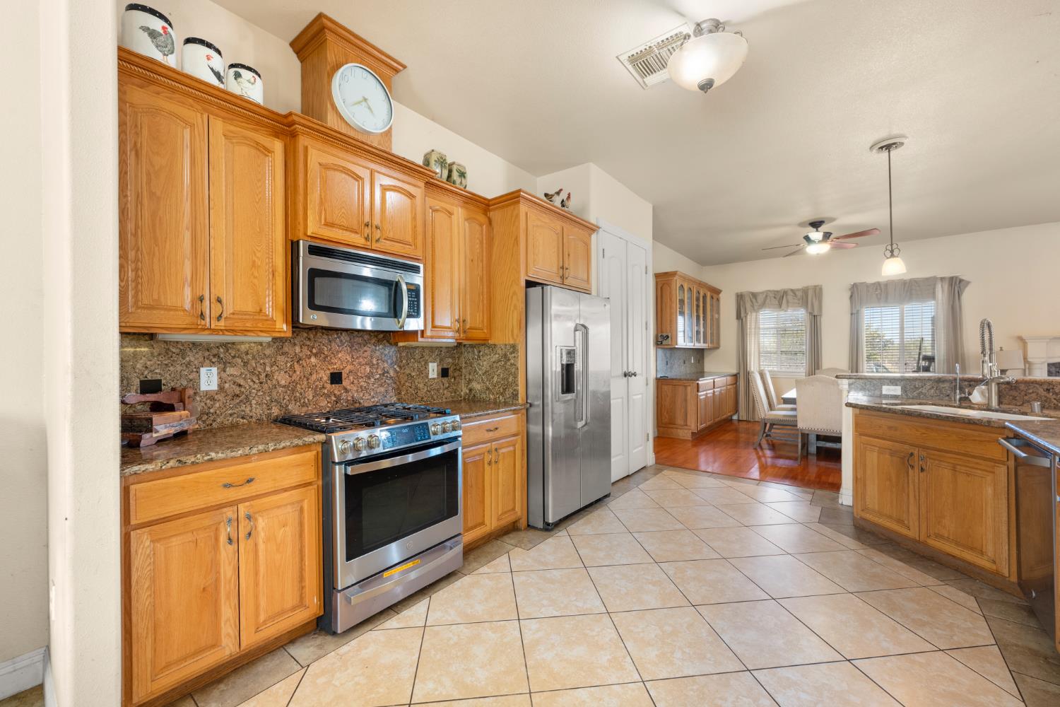 6581 Wisconsin Avenue