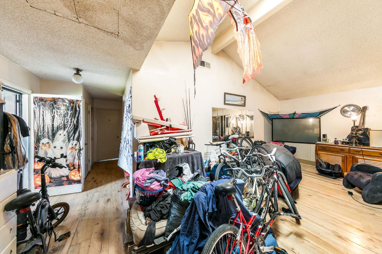 4745 Oakhollow Drive