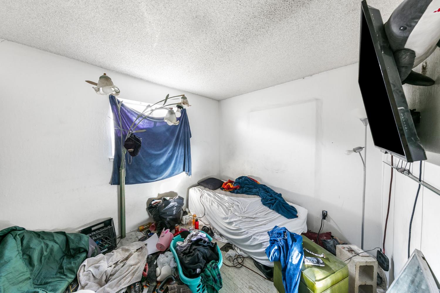 4745 Oakhollow Drive