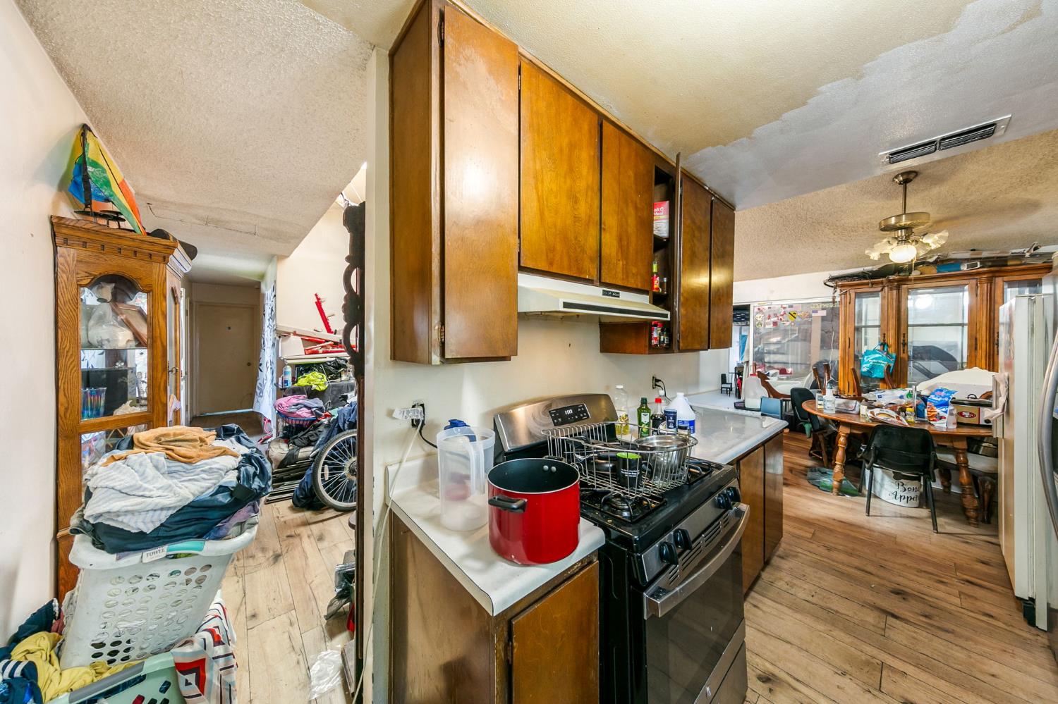 4745 Oakhollow Drive