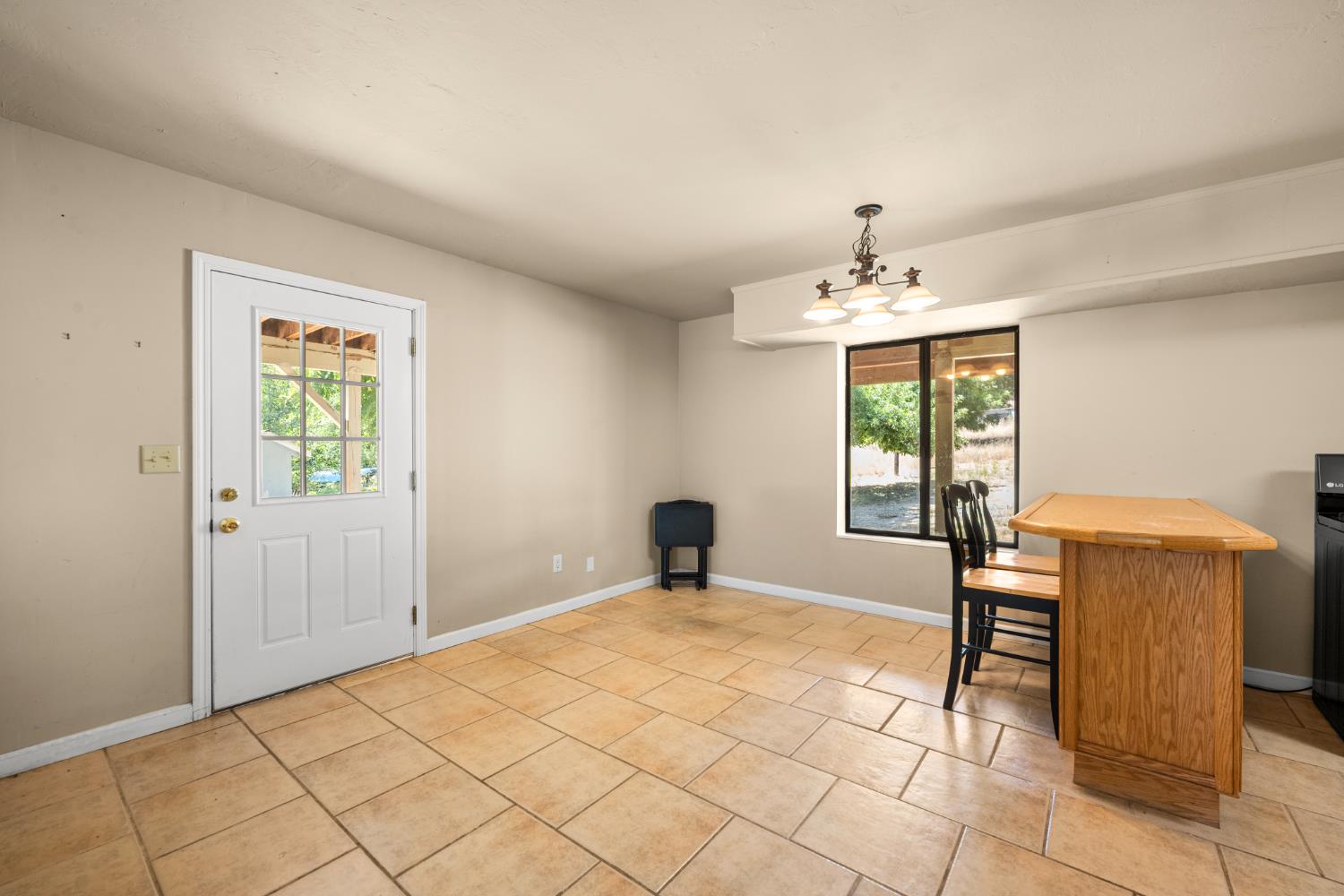 2162 Painted Pony Road