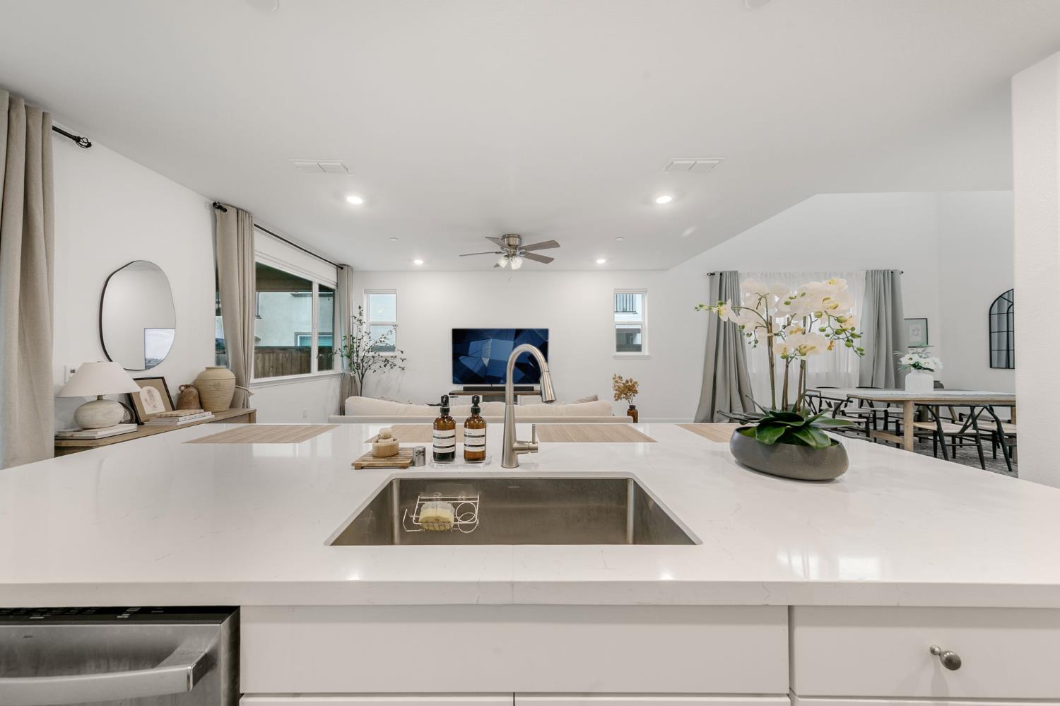 5743 Littlestone Street