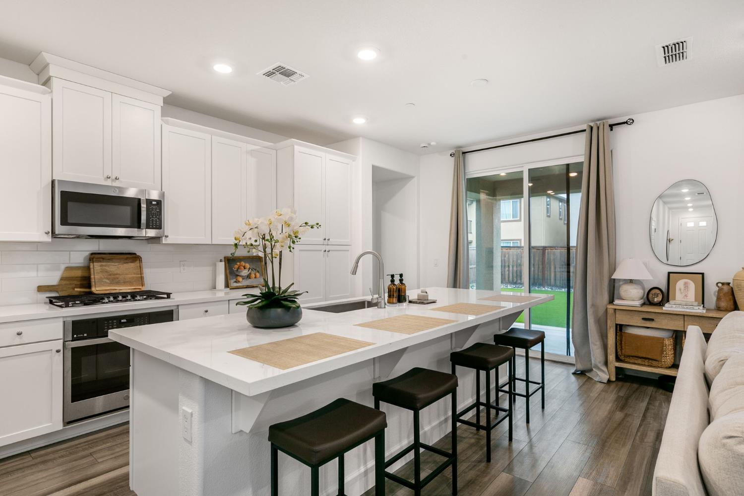 5743 Littlestone Street