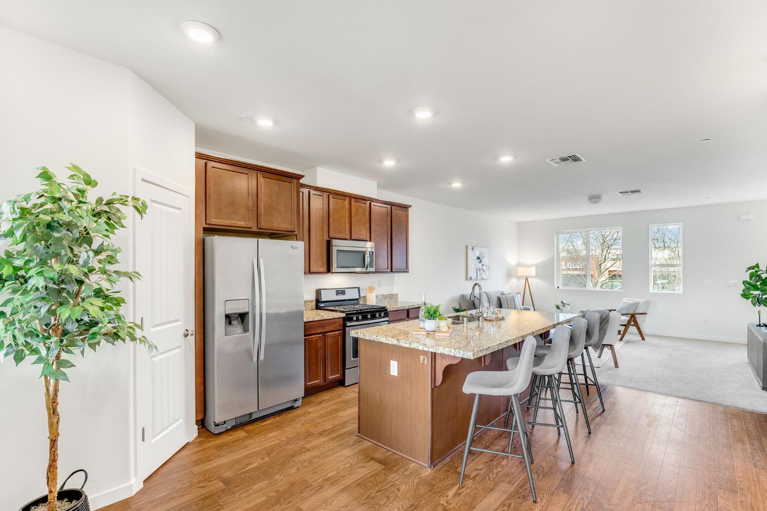 10946 International Drive