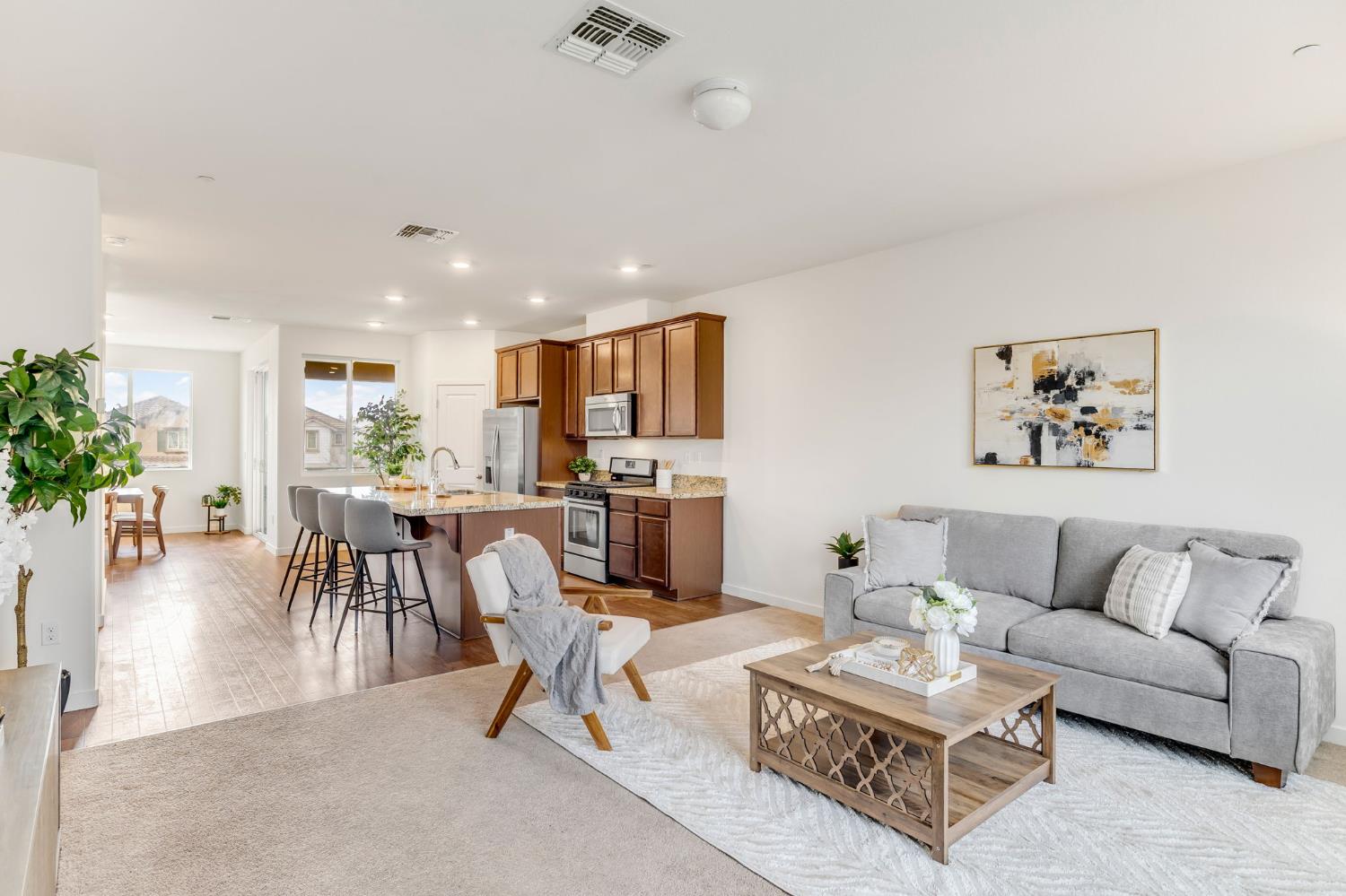 10946 International Drive