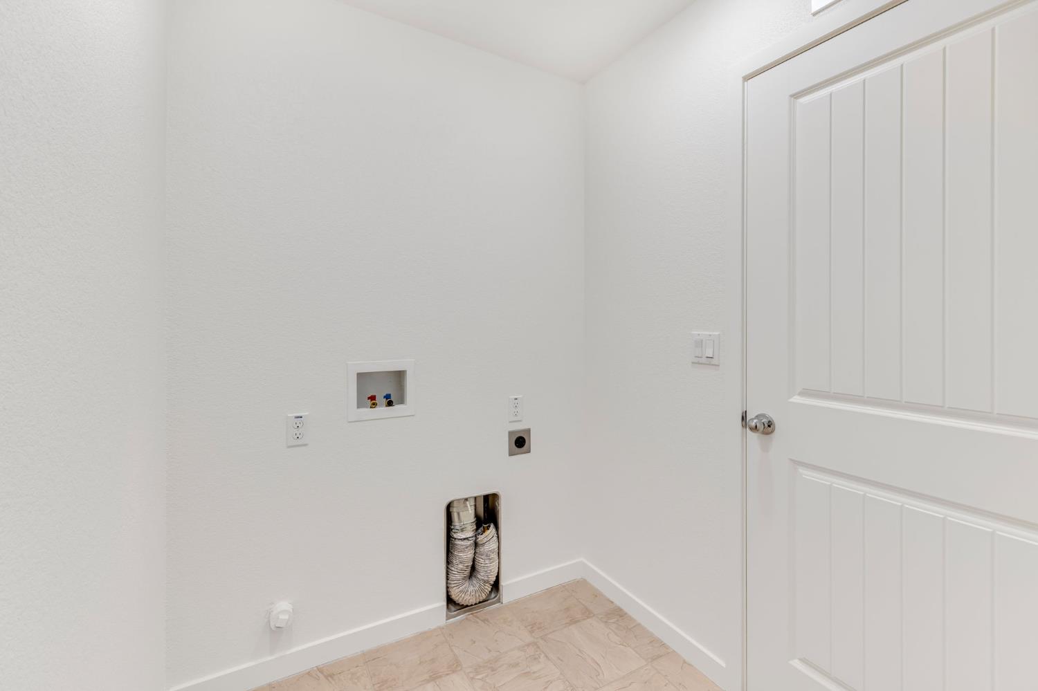 10946 International Drive