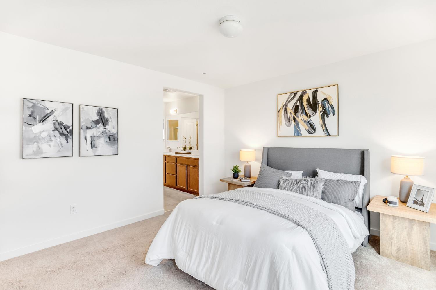 10946 International Drive