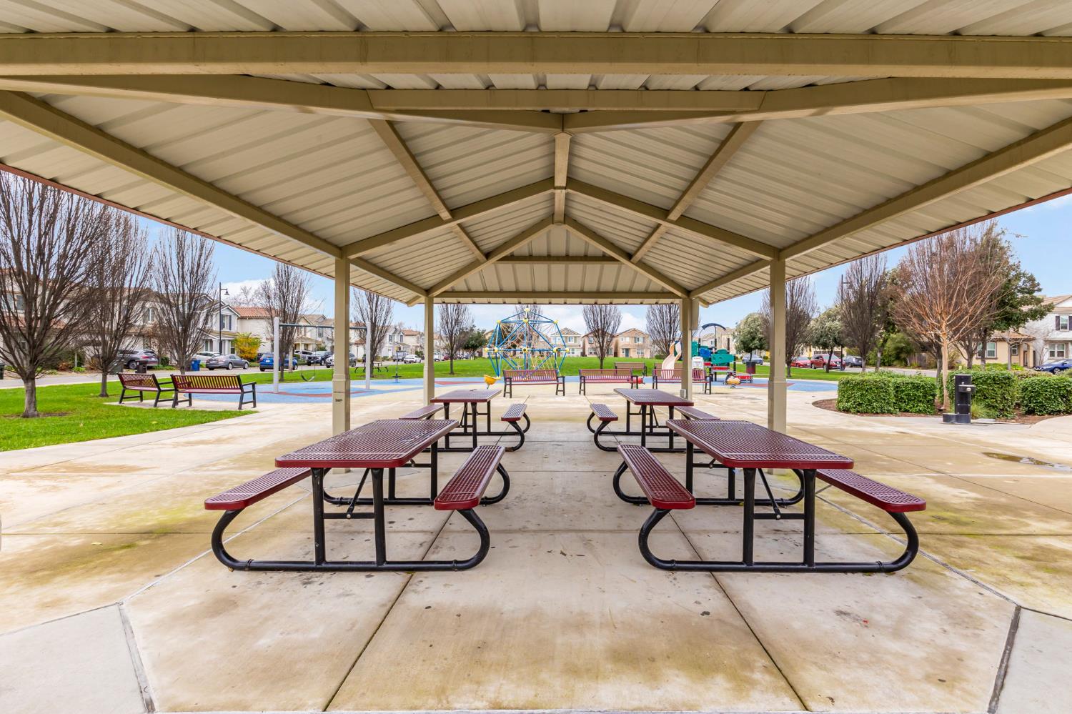 10946 International Drive