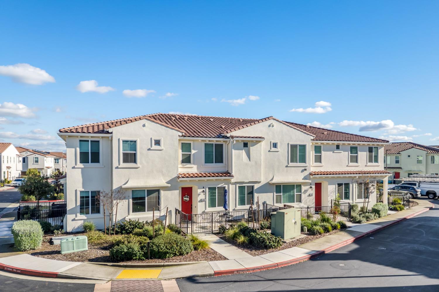 5301 E Commerce Way 54101