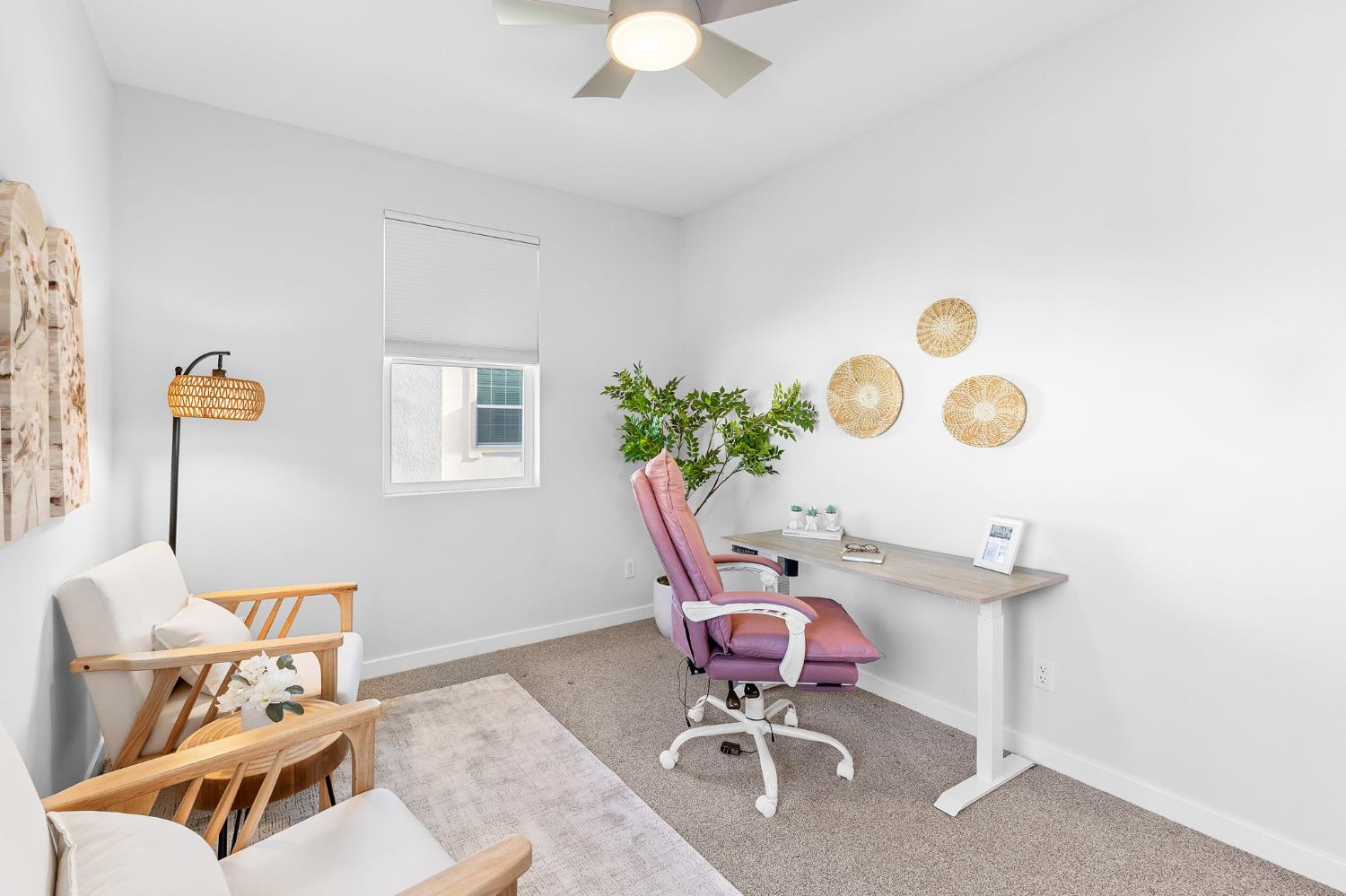 5301 E Commerce Way 54101