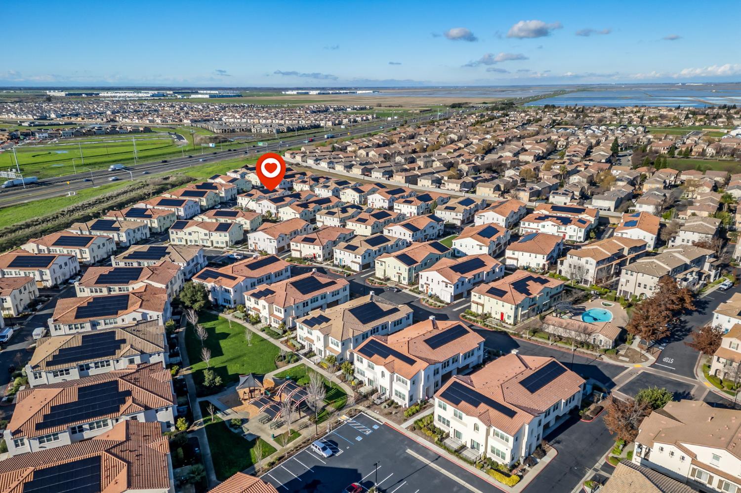 5301 E Commerce Way 54101