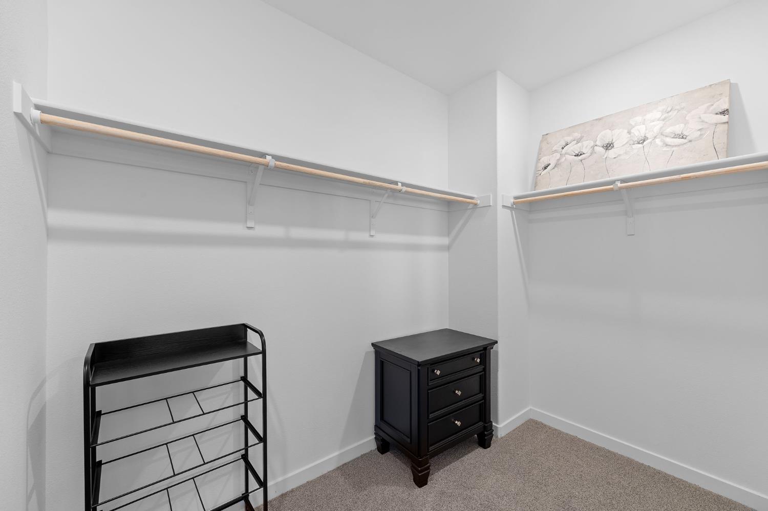 5301 E Commerce Way 54101