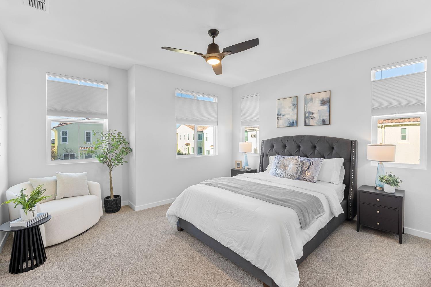 5301 E Commerce Way 54101