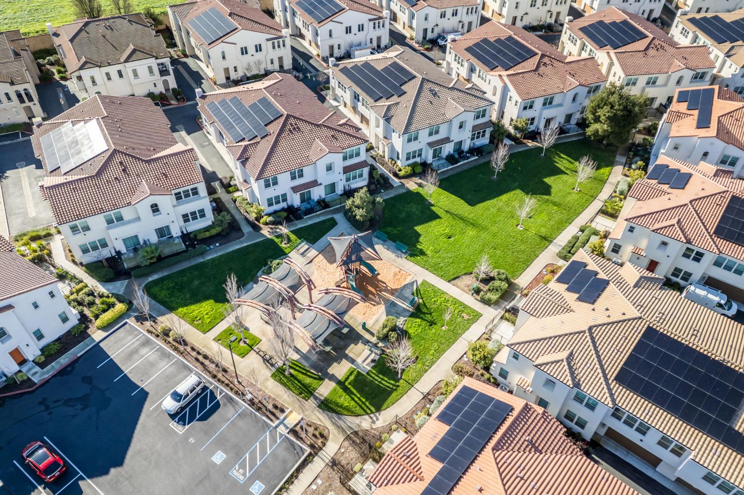 5301 E Commerce Way 54101