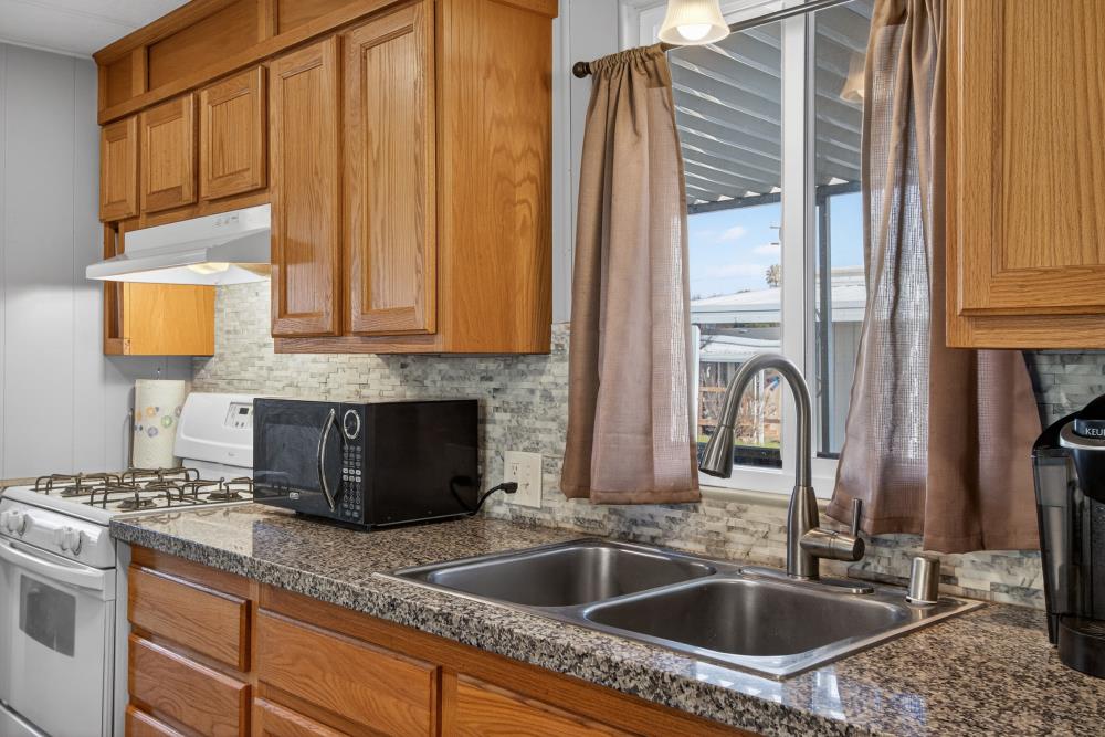 7460 Azimuth Lane 253