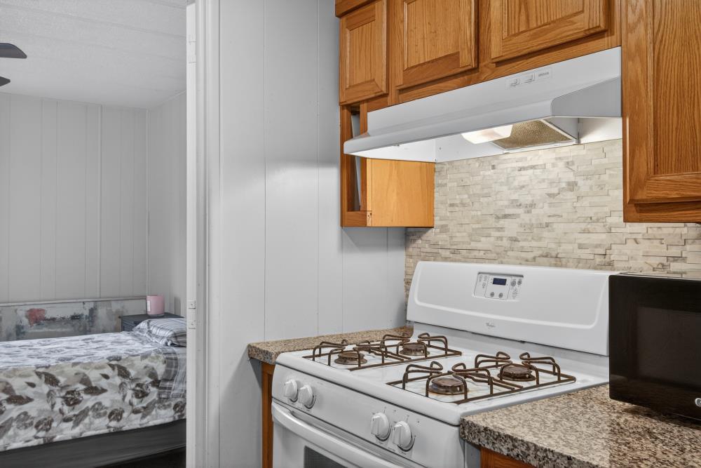 7460 Azimuth Lane 253