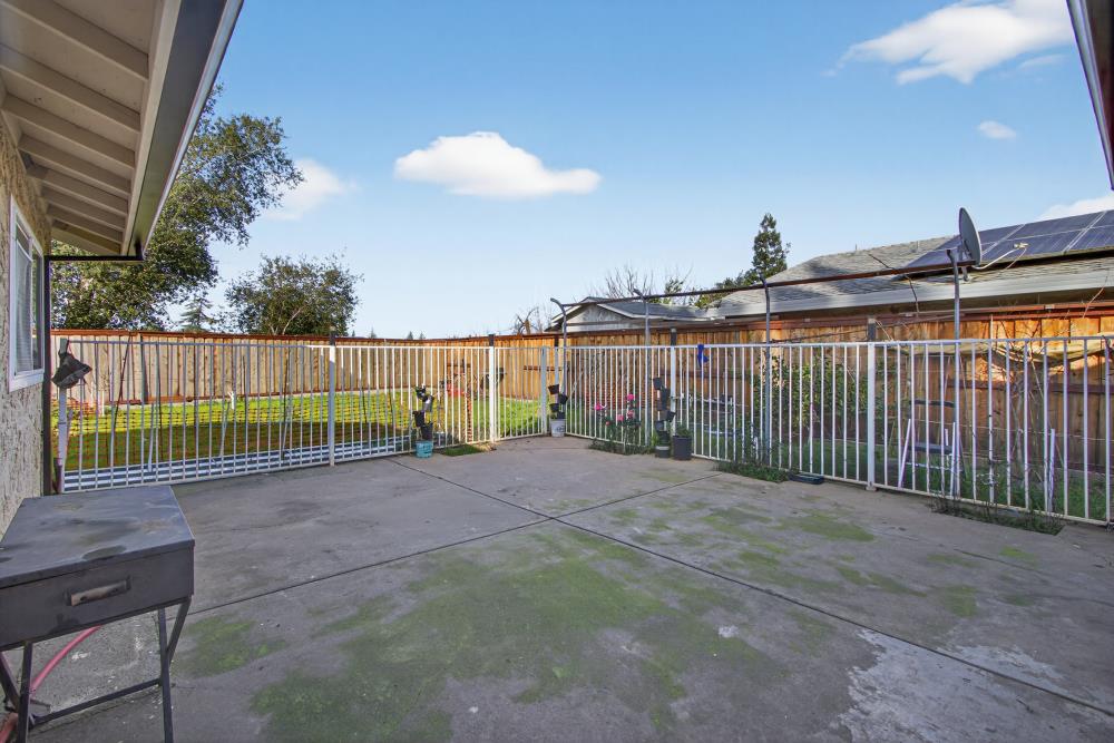 10185 Countryside Way