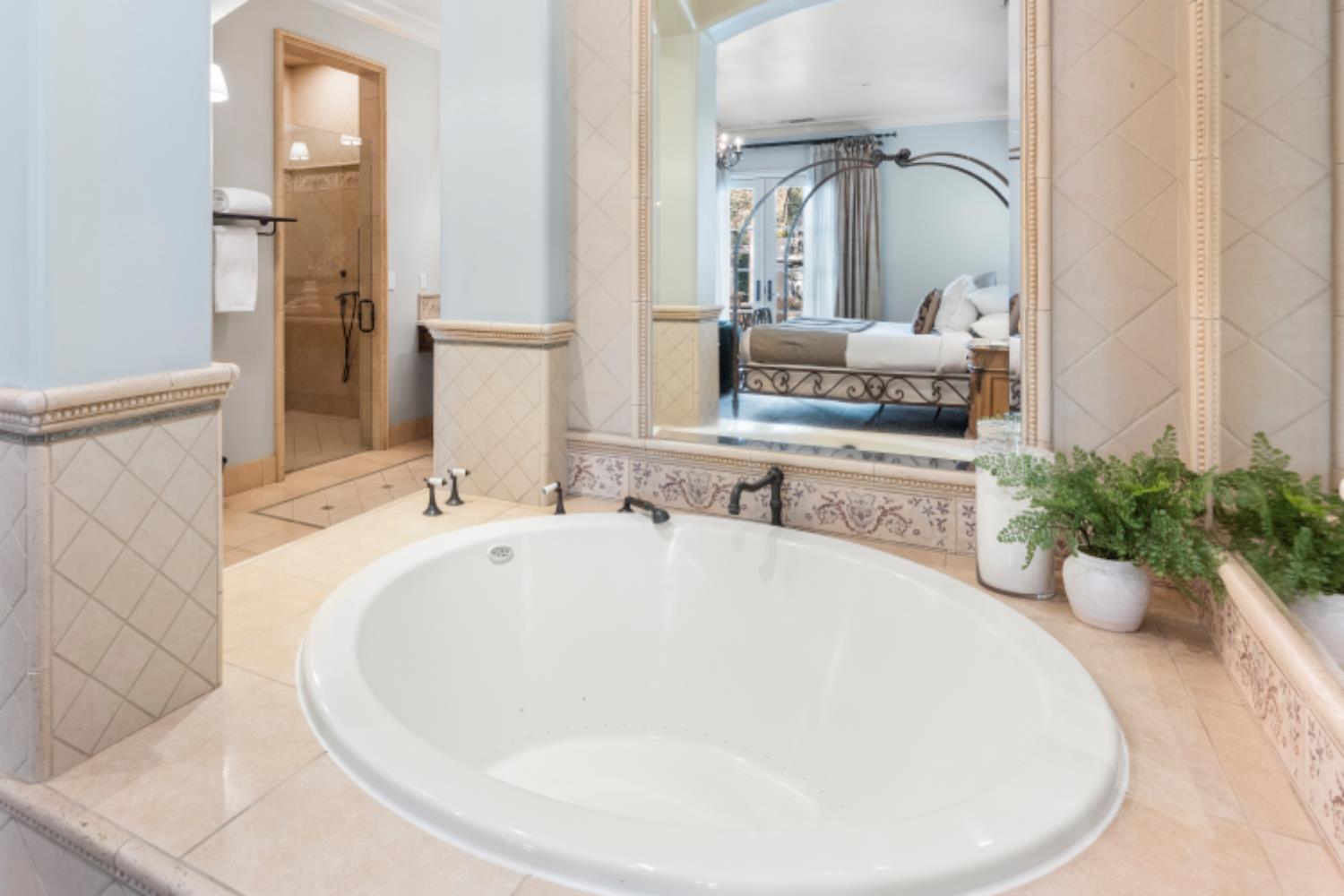 1210 Arden Hills Lane