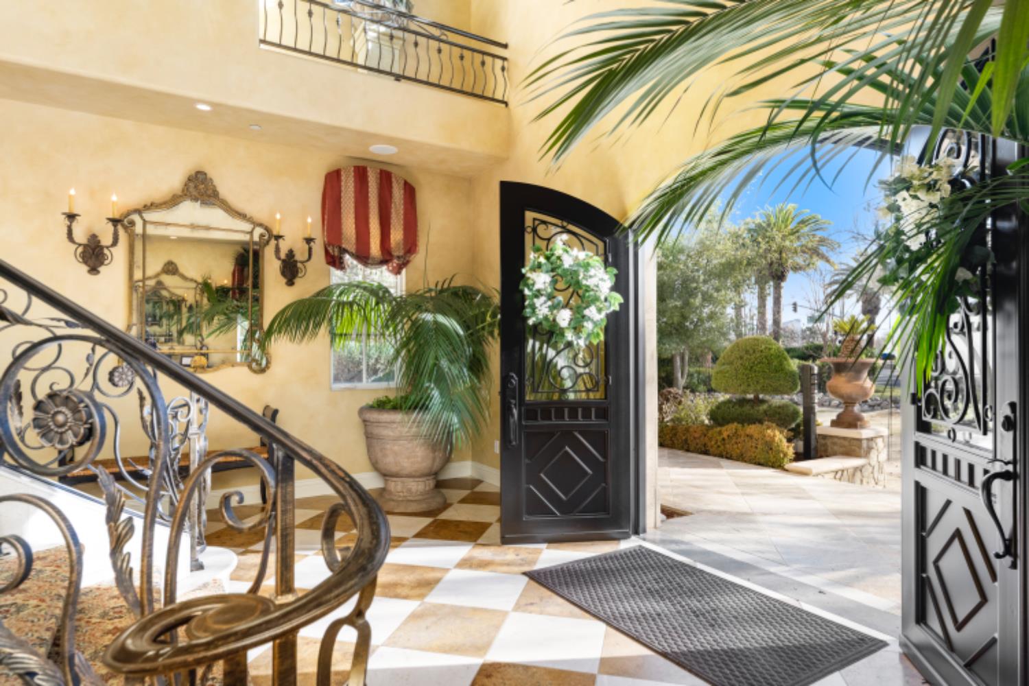 1210 Arden Hills Lane