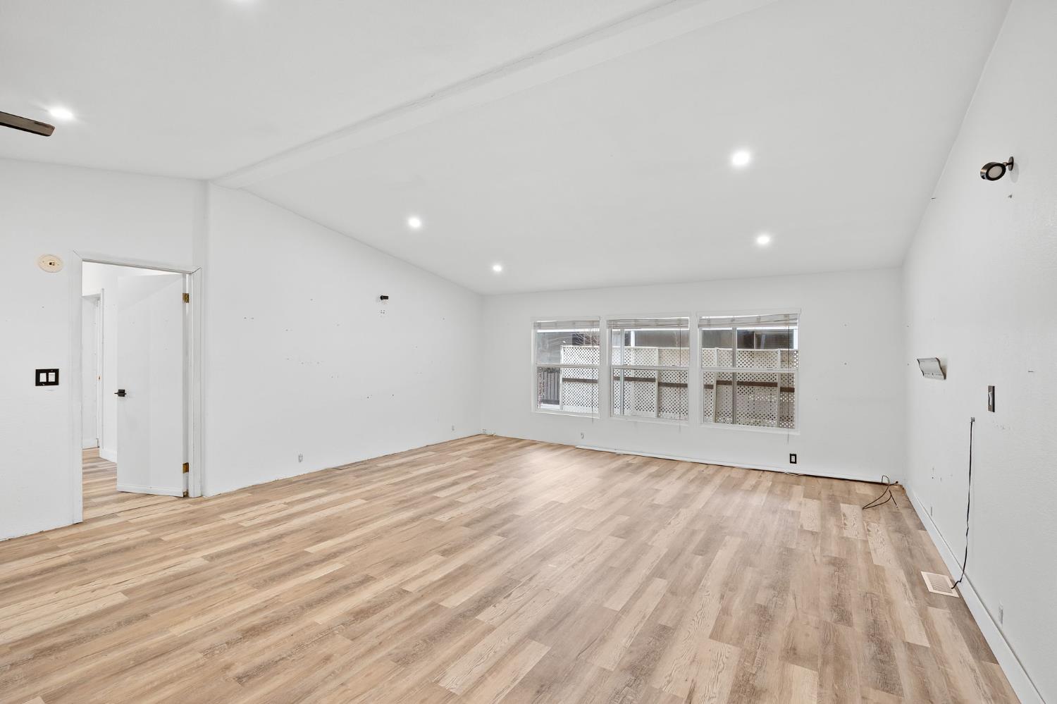 6203 Webster Lane 63