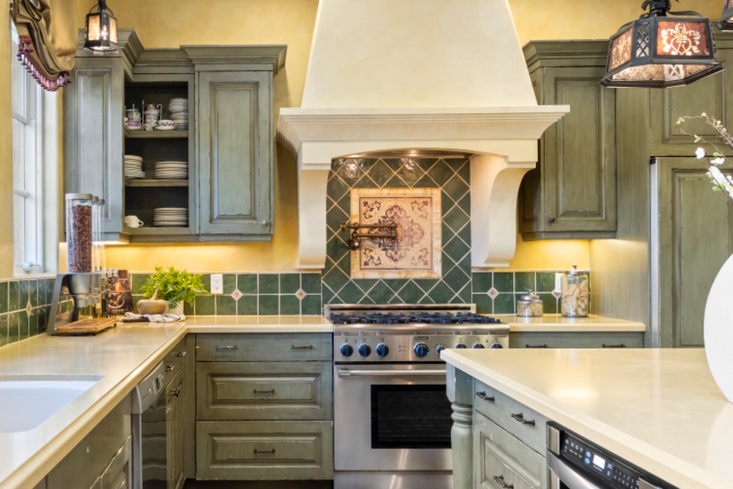 1210 Arden Hills Lane