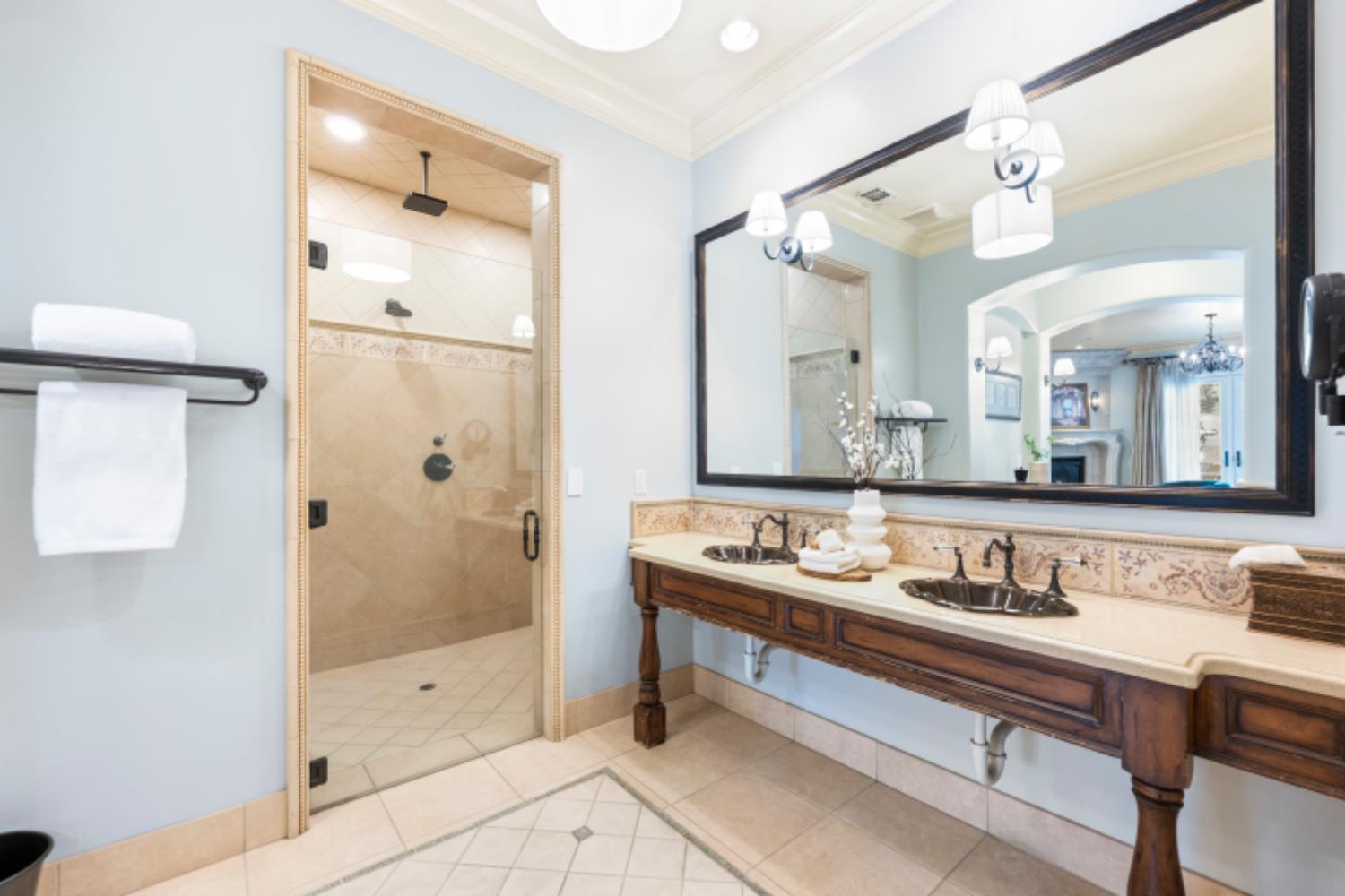 1210 Arden Hills Lane