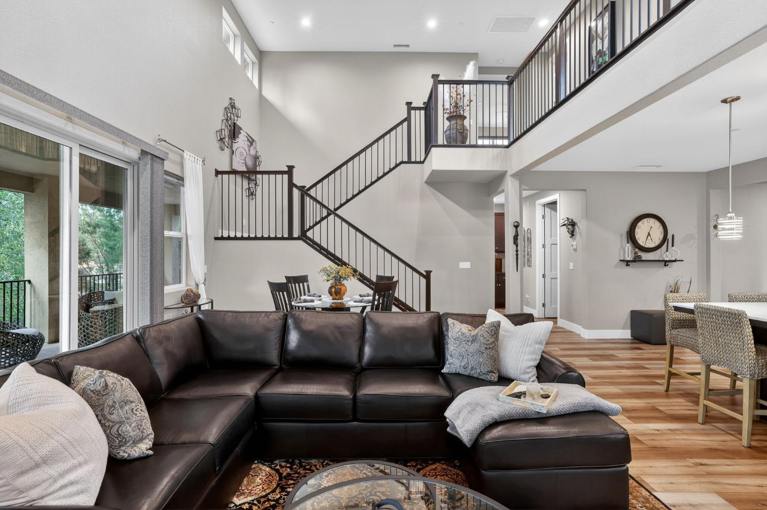 1132 Sierra Oaks Drive