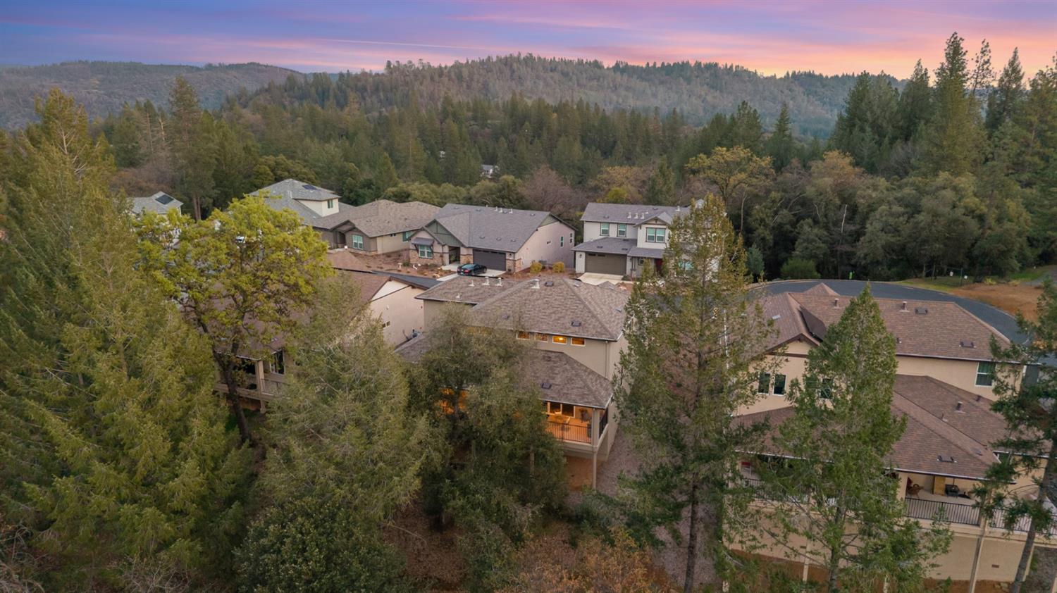 1132 Sierra Oaks Drive