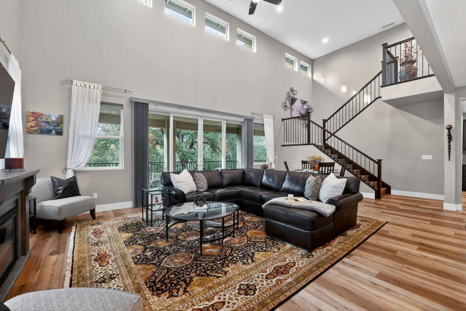 1132 Sierra Oaks Drive