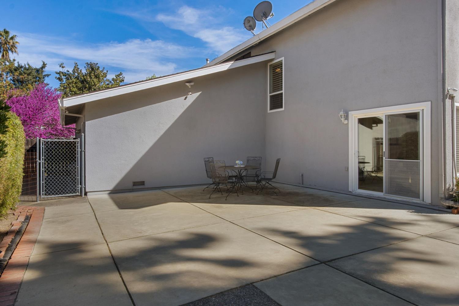 58 Rambleoak Circle
