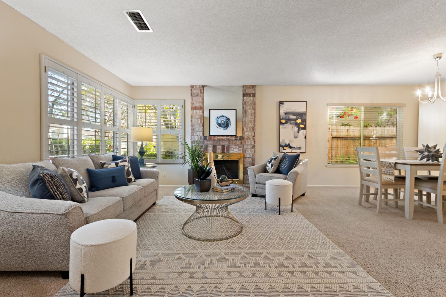 58 Rambleoak Circle
